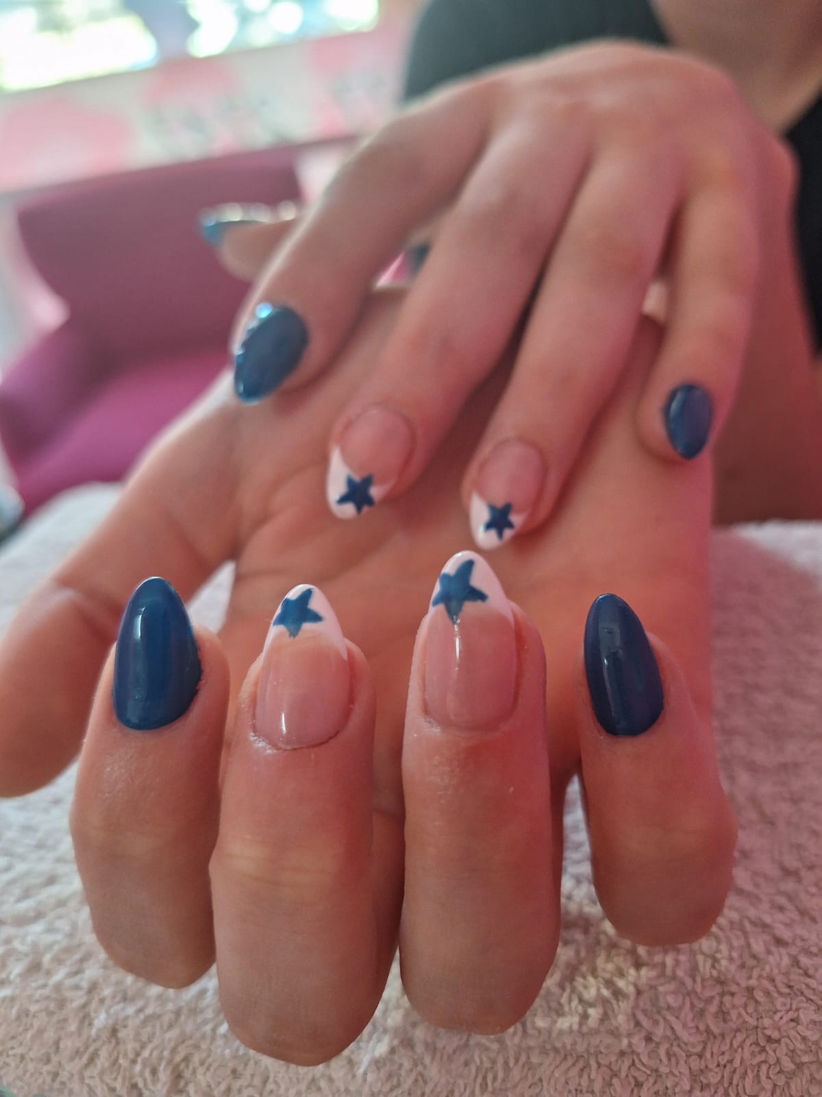 Trabajo de uñas realizado en Divinas